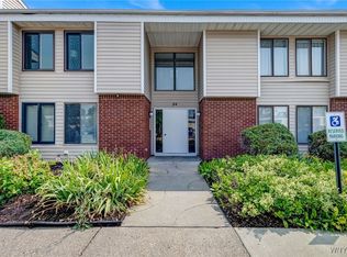 24 Coolbrook Ct #D, East Amherst, NY 14051