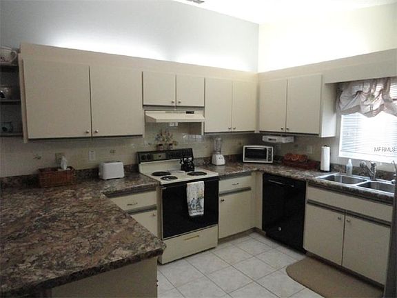 4th image of 17830 SE 106th Ter