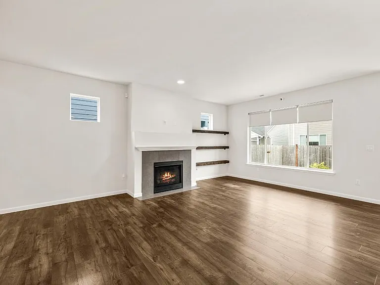 9966 Dain St SE — Photo 5
