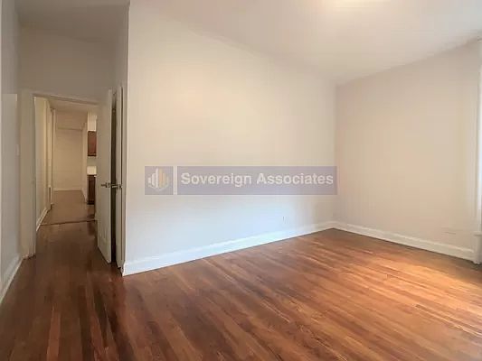 5th image of 240 W 104th St APT 6A