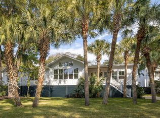 257 Forest Trl, Isle Of Palms, SC 29451