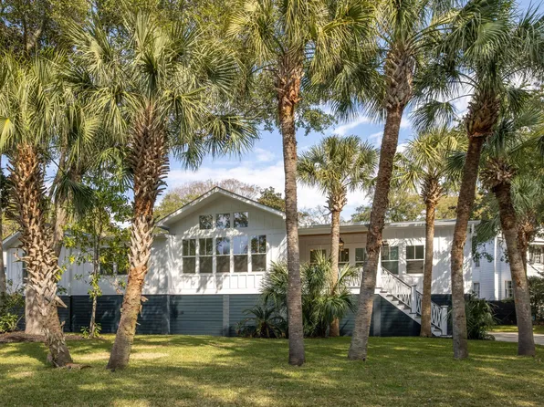 257 Forest Trl, Isle Of Palms, SC 29451