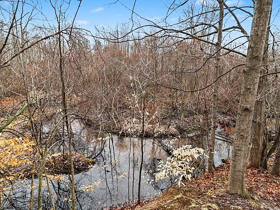 4th image of 4360 S Maple Island Rd