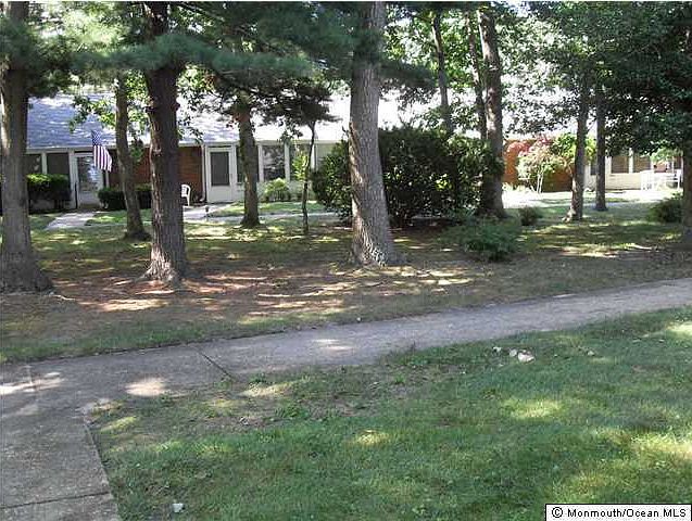 1st image of 46 Cambridge Court #C