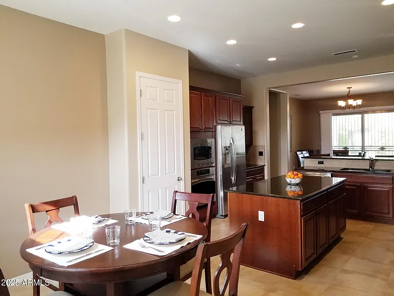 26824 W Potter Dr — Photo 7
