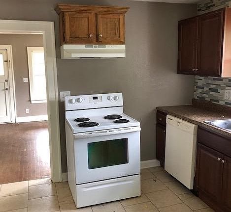 3rd image of 4124 Georgia Ave