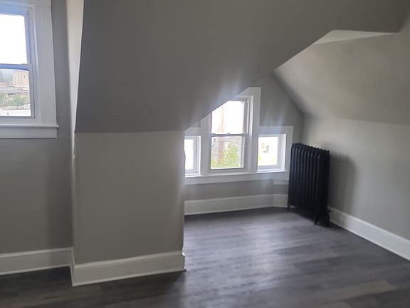 2nd image of 81-83 Dana St #83-3