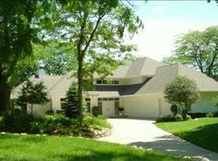 4119 Oakwood Ln, West Des Moines, IA 50265
