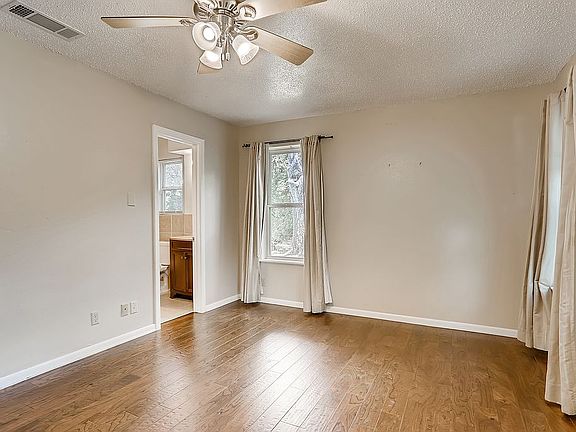 5th image of 8605 Rockwood Ln