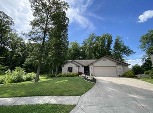 9029 Pretty Ridge Ct, Fort Wayne, IN 46825