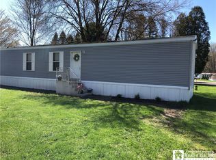 37 Brookside Estates Dr, Jamestown, NY 14701