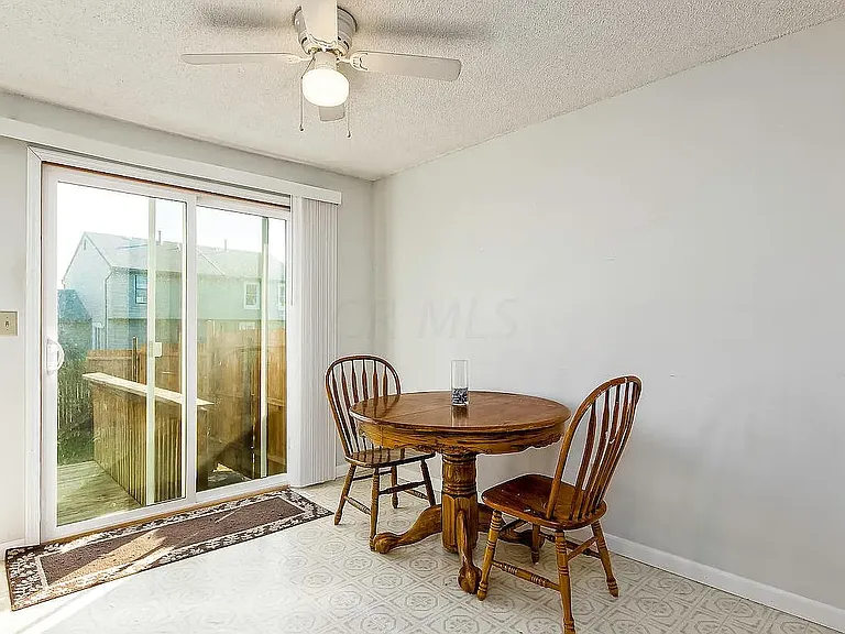 1453 Stonewell Ct — Photo 14