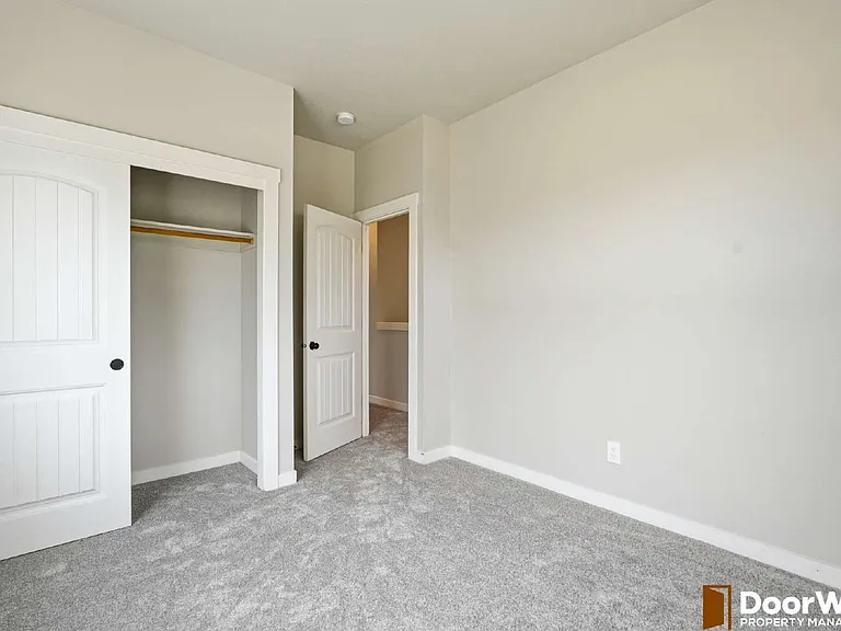 2364 Audubon Ave — Photo 15