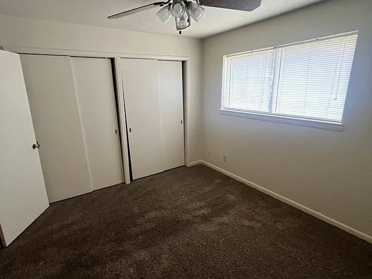 2325 10th Ct S — Photo 2