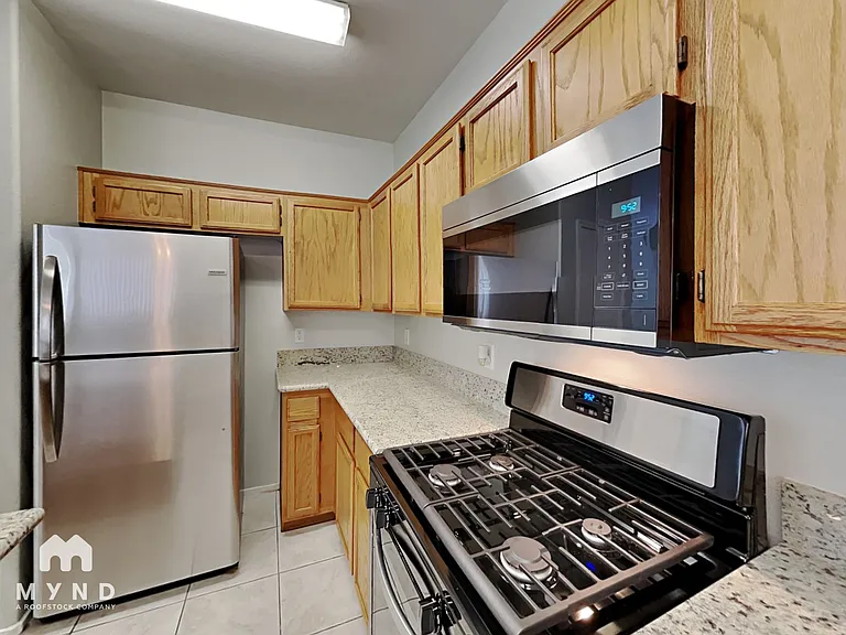 2500 Birds Nest Cactus Ct — Photo 5
