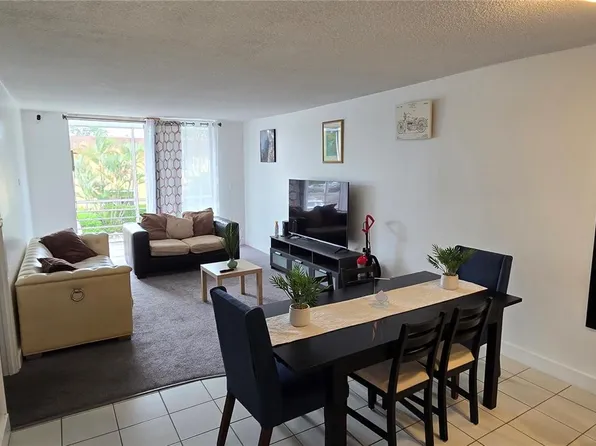 1830 Dixieanna St #203, Hollywood, FL 33020