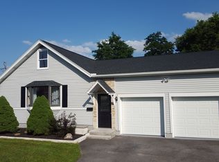 2912 Wellington Ave, Schenectady, NY 12306