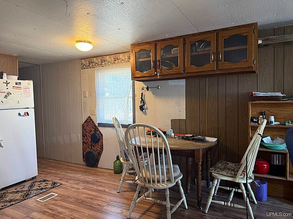 3rd image of 649 Bortolini Rd