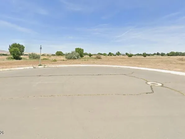 416 Seminole Dr, Yerington, NV 89447