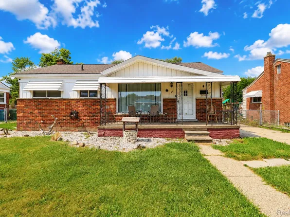 141 Lathers St, Garden City, MI 48135