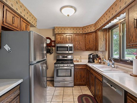 2nd image of 1161 WEEPING WILLOW DRIVE