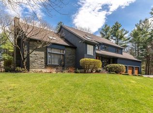 8 Doeskin Dr, Framingham, MA 01701