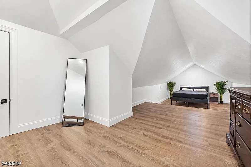 34 Lehigh Ave #2