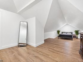 34 Lehigh Ave, Newark, NJ