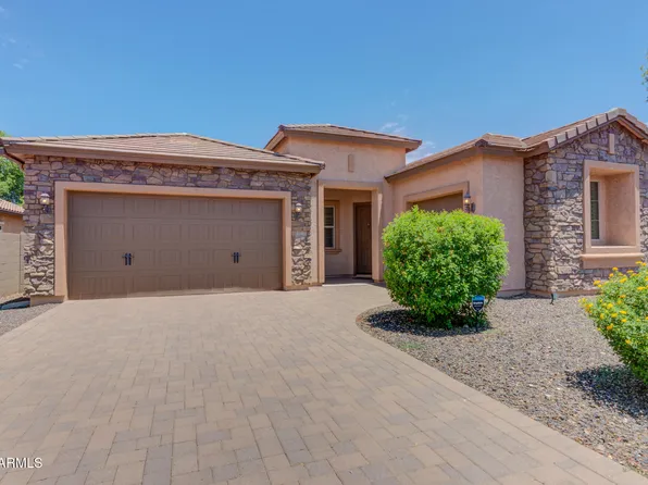 3016 E Maplewood Street, Gilbert, AZ 85297