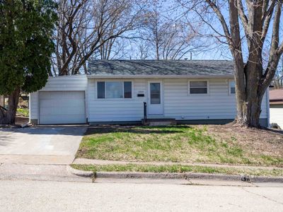 2343 Gordon Dr, Dubuque, IA, 52001
