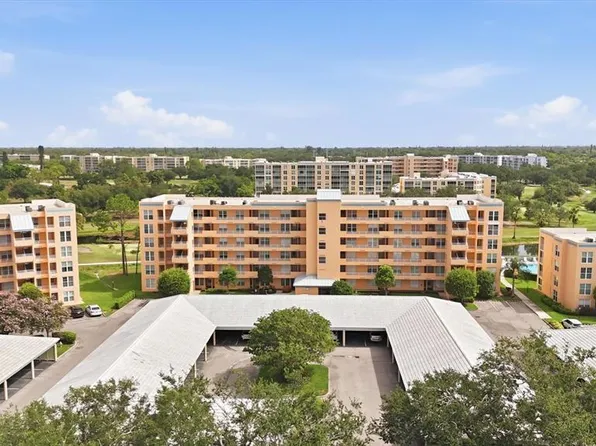 4550 Pinebrook Cir APT 403, Bradenton, FL 34209