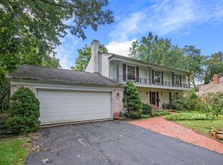 2564 Lamplighter Ln, Bloomfield Hills, MI 48304
