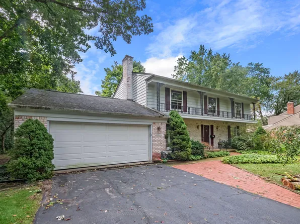 2564 Lamplighter Ln, Bloomfield Hills, MI 48304