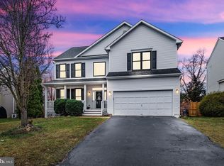 9 Lotus Ln, Stafford, VA