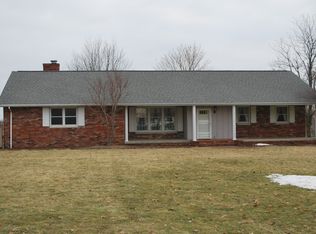 1303 Pine Tree Dr, Washington, IL 61571