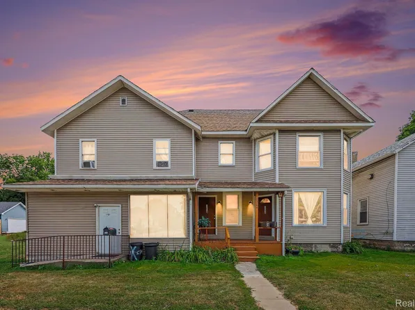 1202 Lapeer Ave, Port Huron, MI 48060