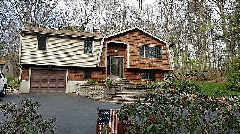 1st image of 47 Maureen Dr