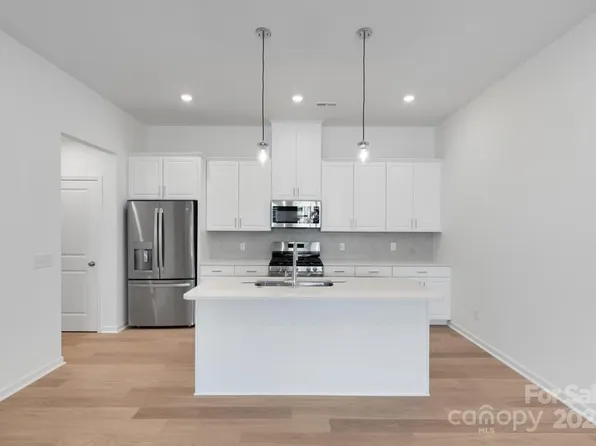 3123 Beacon Heights Rd, Indian Land, SC 29707