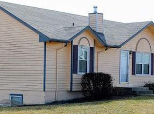 25198 166th St, Leavenworth, KS 66048