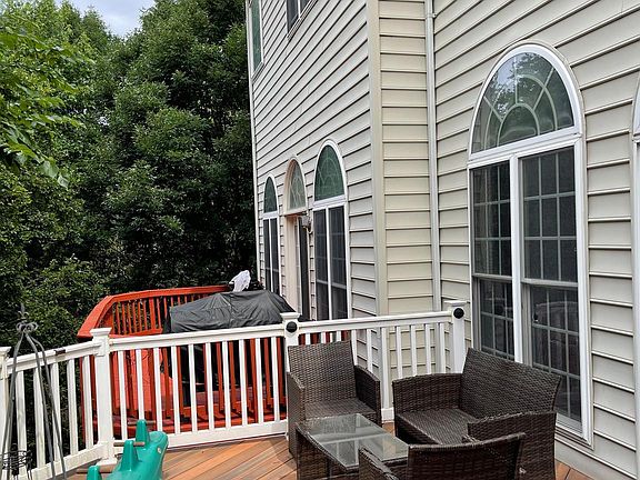 4th image of 21811 Ladyslipper Sq