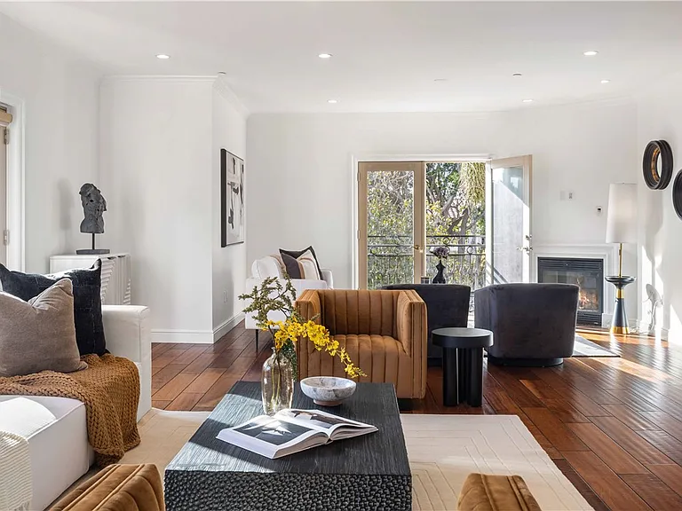 918 S Wooster St #2 — Photo 16