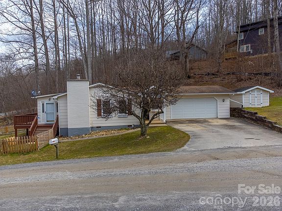 3rd image of 57 Melody Ln