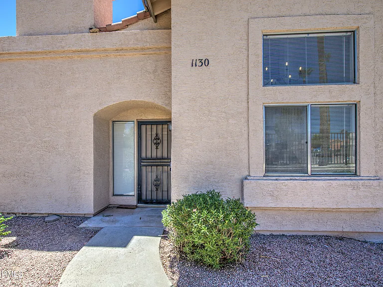 2019 W Lemon Tree Pl — Photo 2