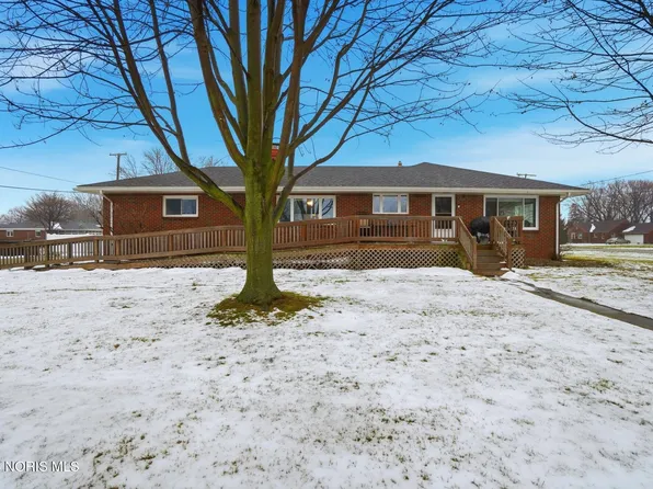 2869 Shoreland Ave, Toledo, OH 43611