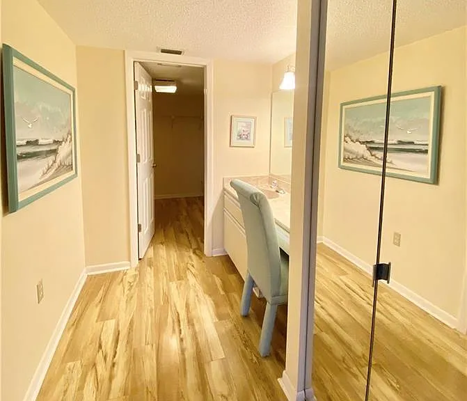 6979 Winkler Rd #117 — Photo 8