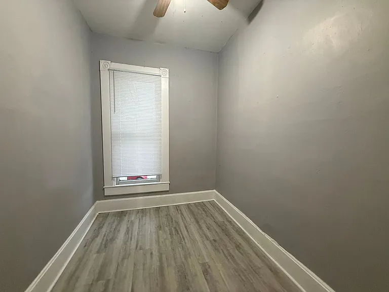 545 W State St #3 — Photo 8