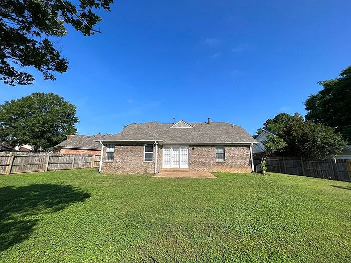 7455 Overcreek Ln — Photo 4