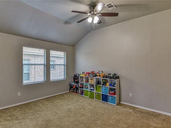 5th image of 123 Hickory Creek Dr