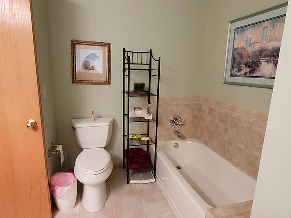 4th image of 12711 Ivywood St NW