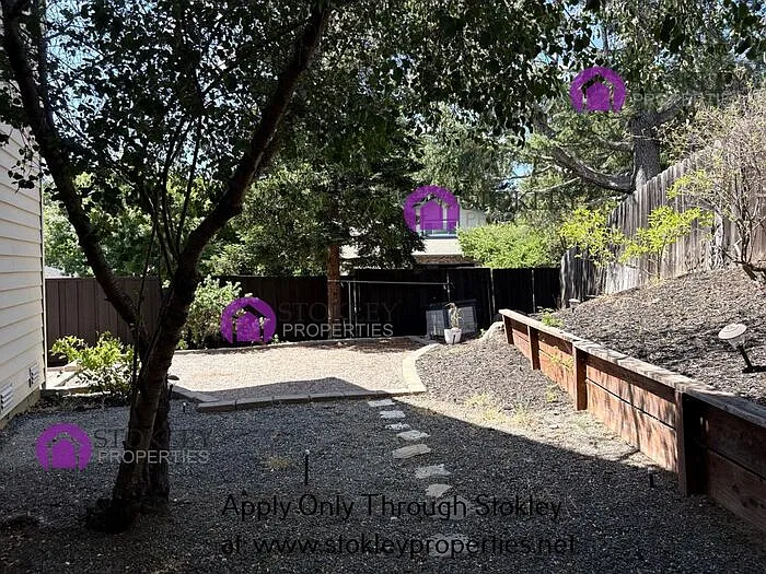 55 Saint Thomas Ln — Photo 53